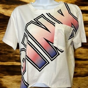 NWT Pink by Victoria’s Secret cropped logo T-shirt size M
